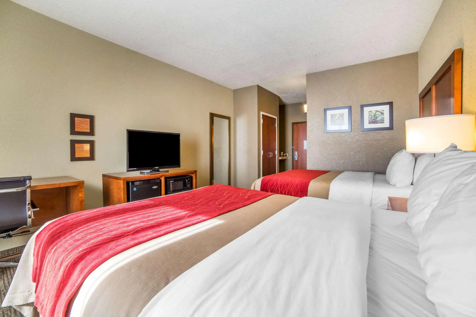 Comfort Inn & Suites