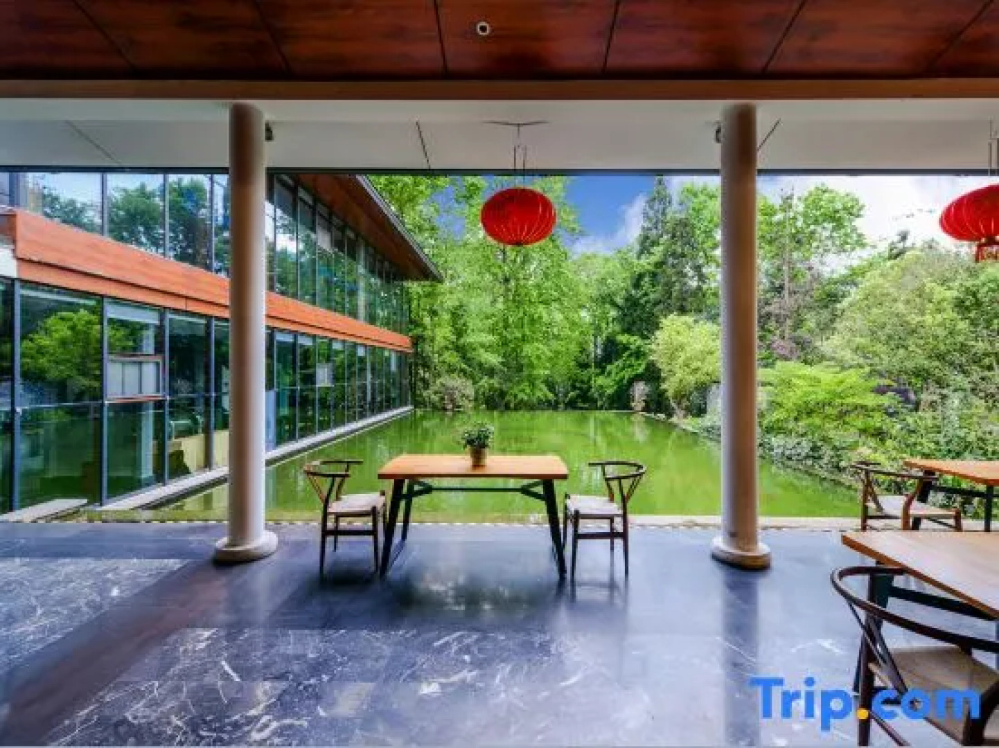 Anshun Dragon Palace Bieyuan