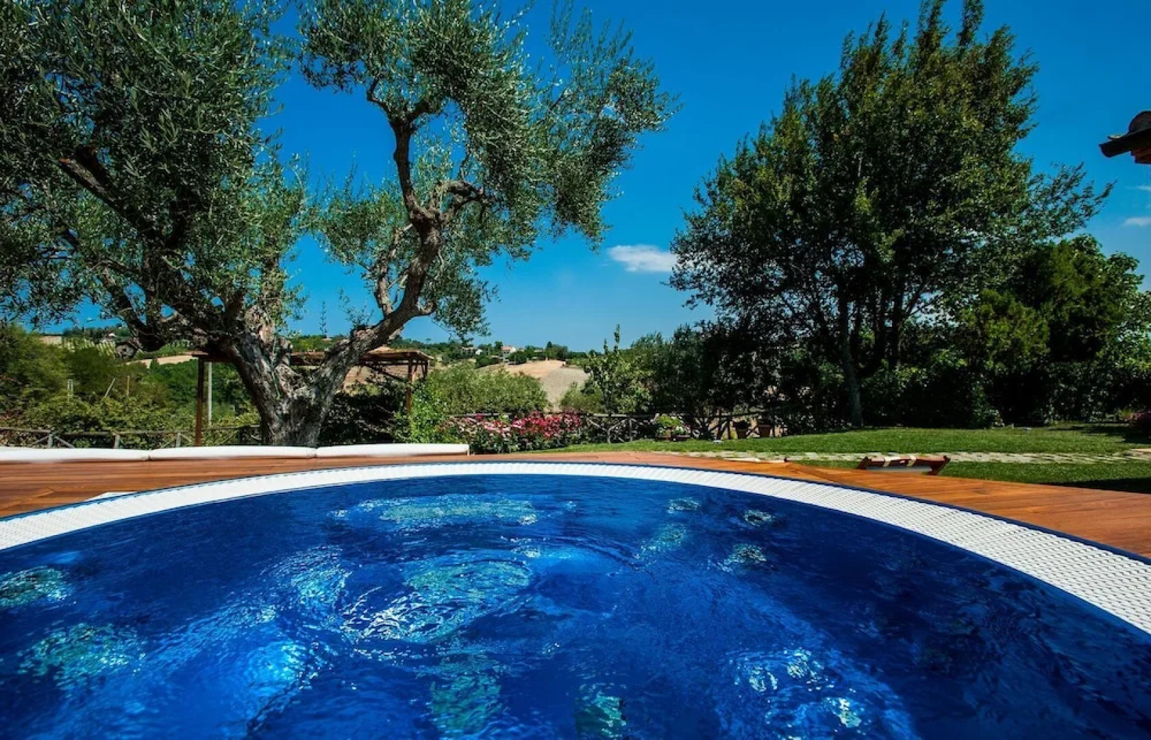 Independent house with Spa pool