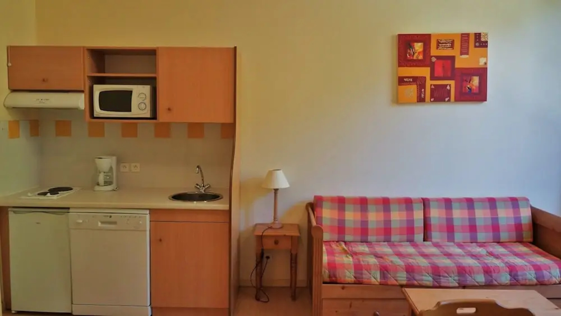 Logement n107 6pers face aux Thermes