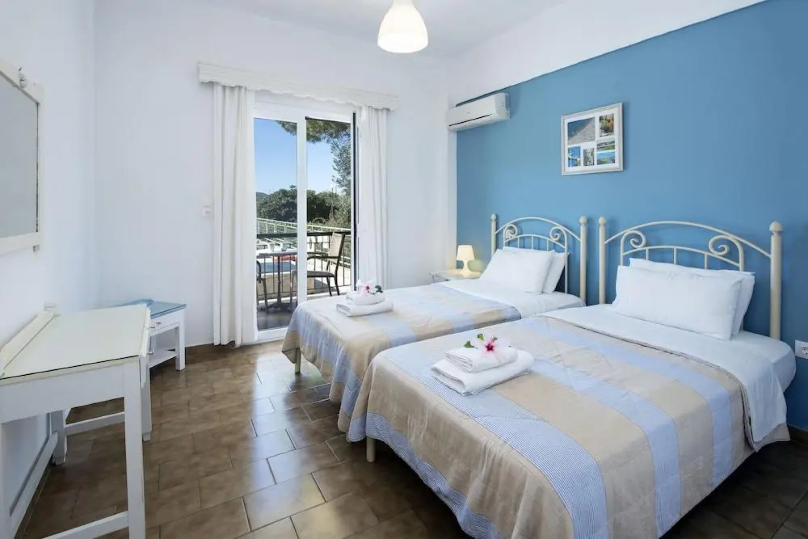 Marika Apartments & Annexe