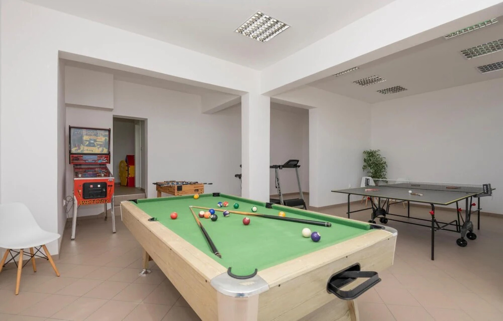 Amazing Home in Makarska With Wifi and 3 Bedrooms