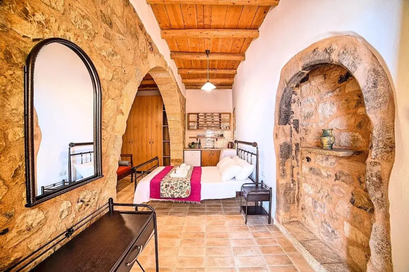 Captain Antonis, Traditional House Close To Chania