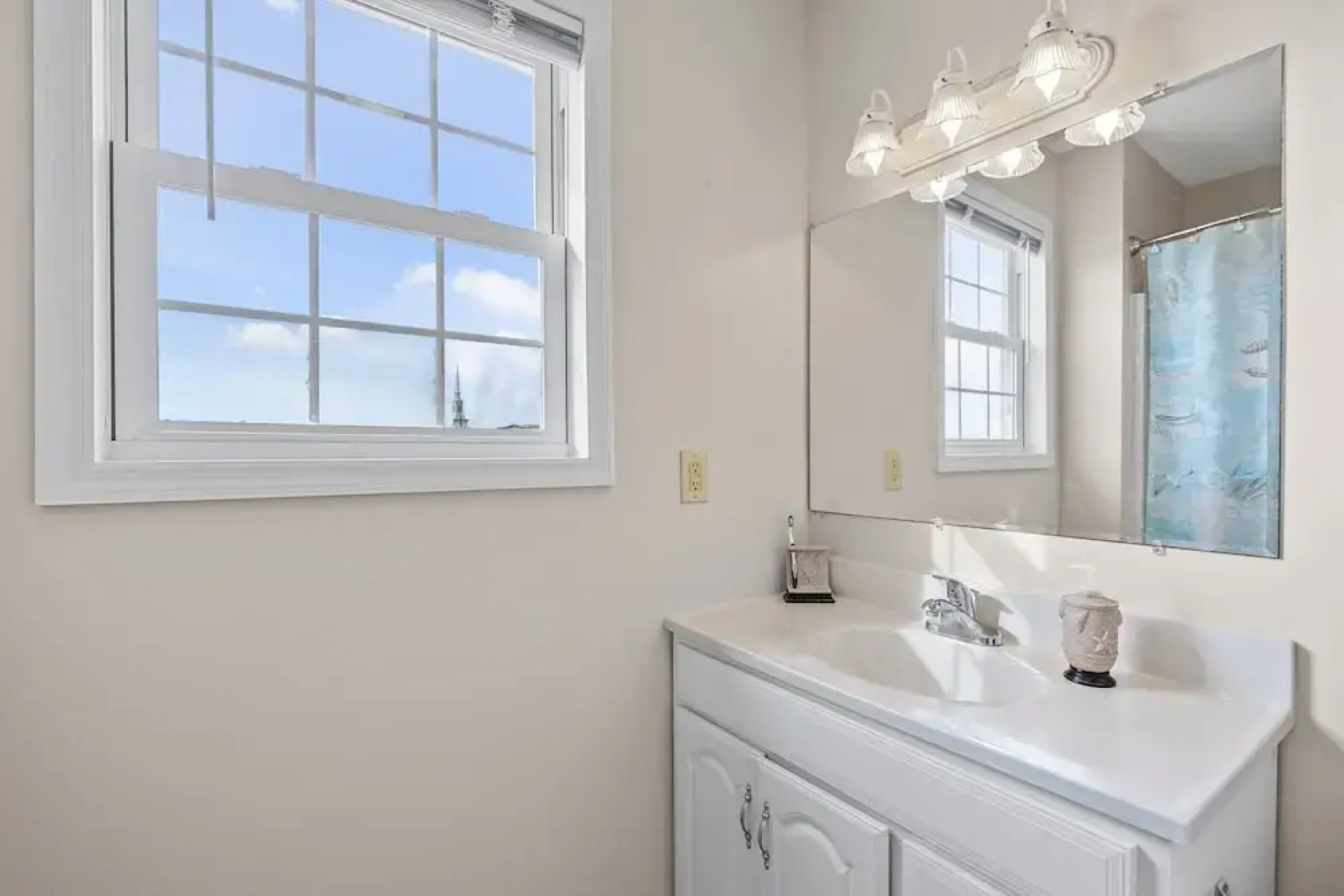 Gotta Getaway 3 Bedroom Home by Redawning