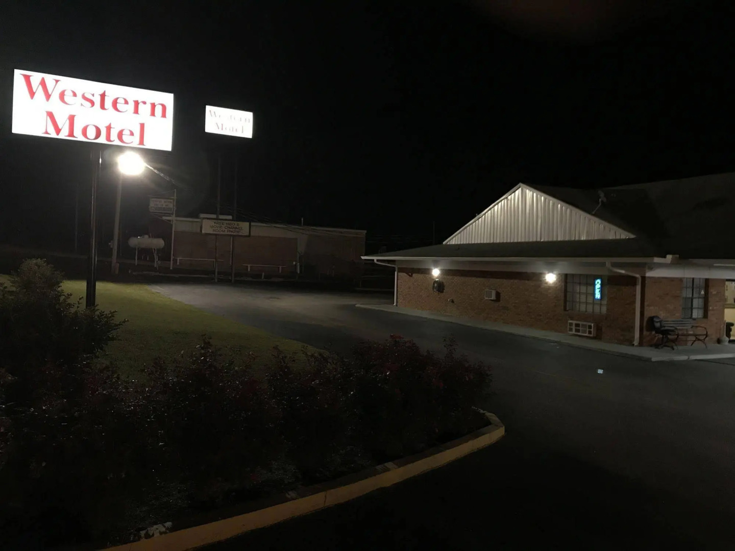 Western Motel - Prentiss