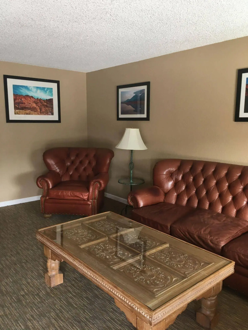 Travelodge by Wyndham Hawthorne