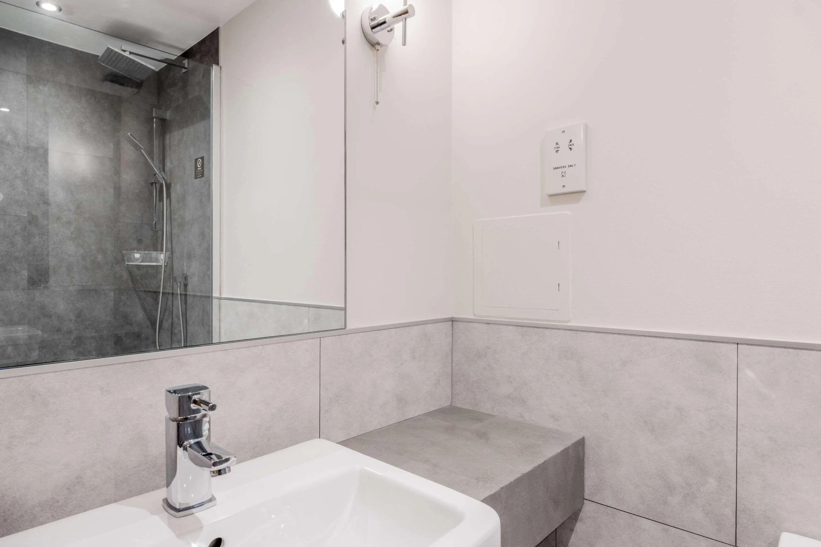 Cedar Court Huddersfield