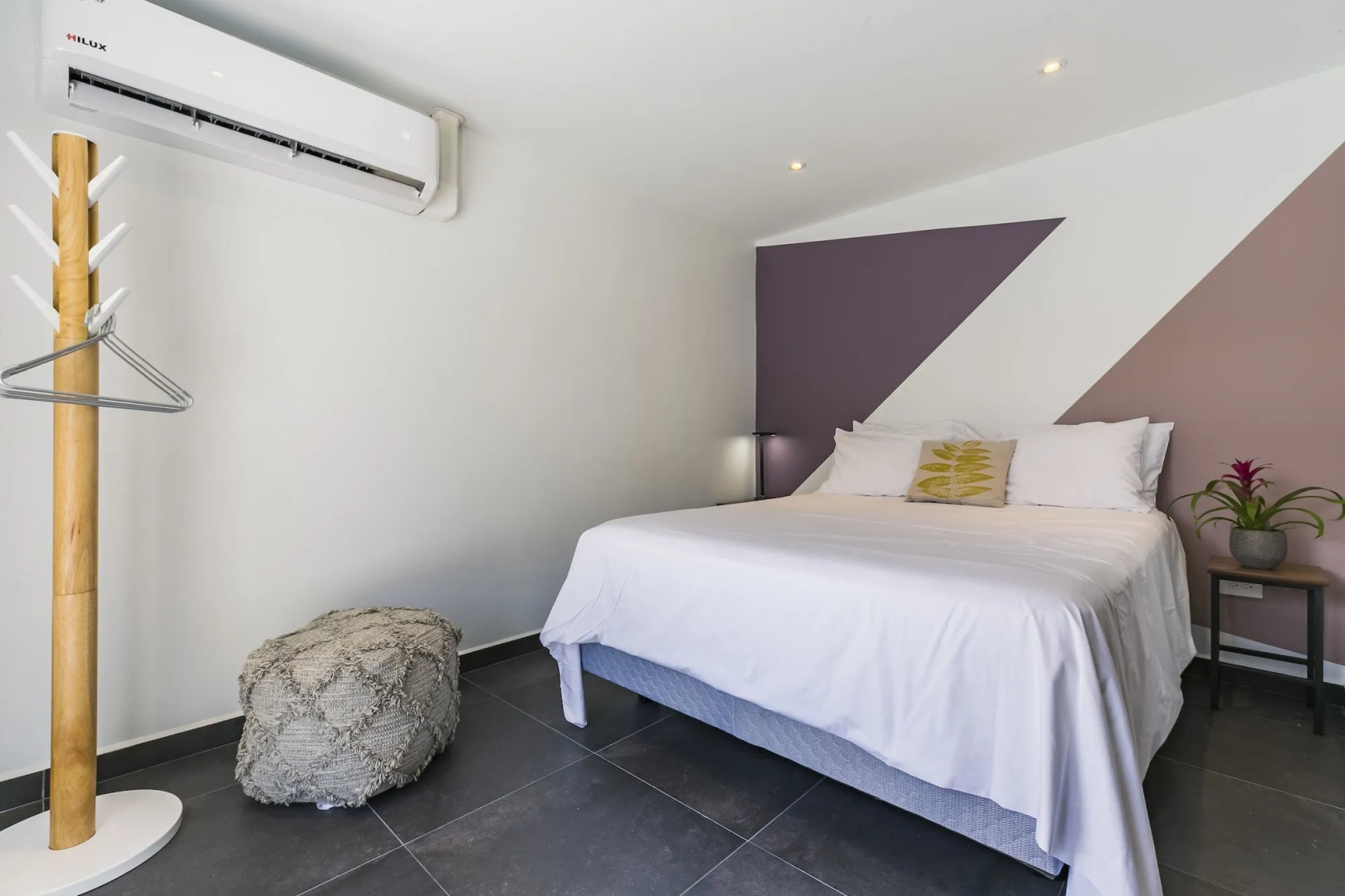 Boca Catalina Modern Villa