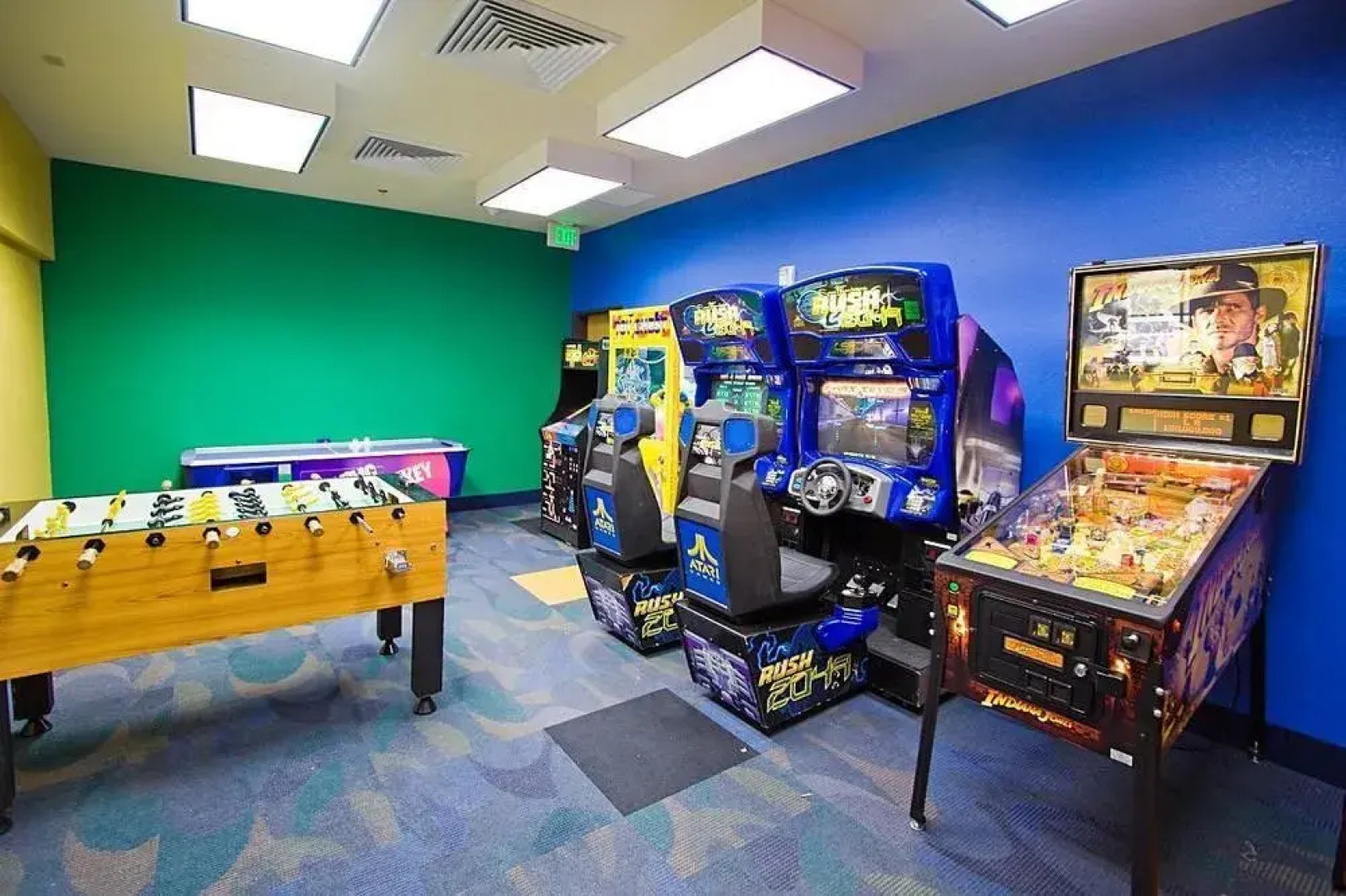 Holiday Inn Express & Suites Salt Lake City West Valley