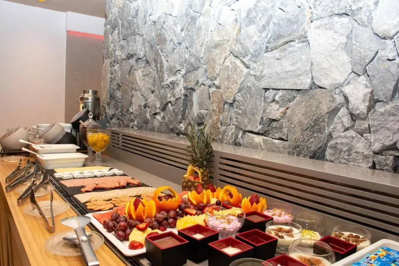 Yianna Caravel Suites "by Checkin" adults only