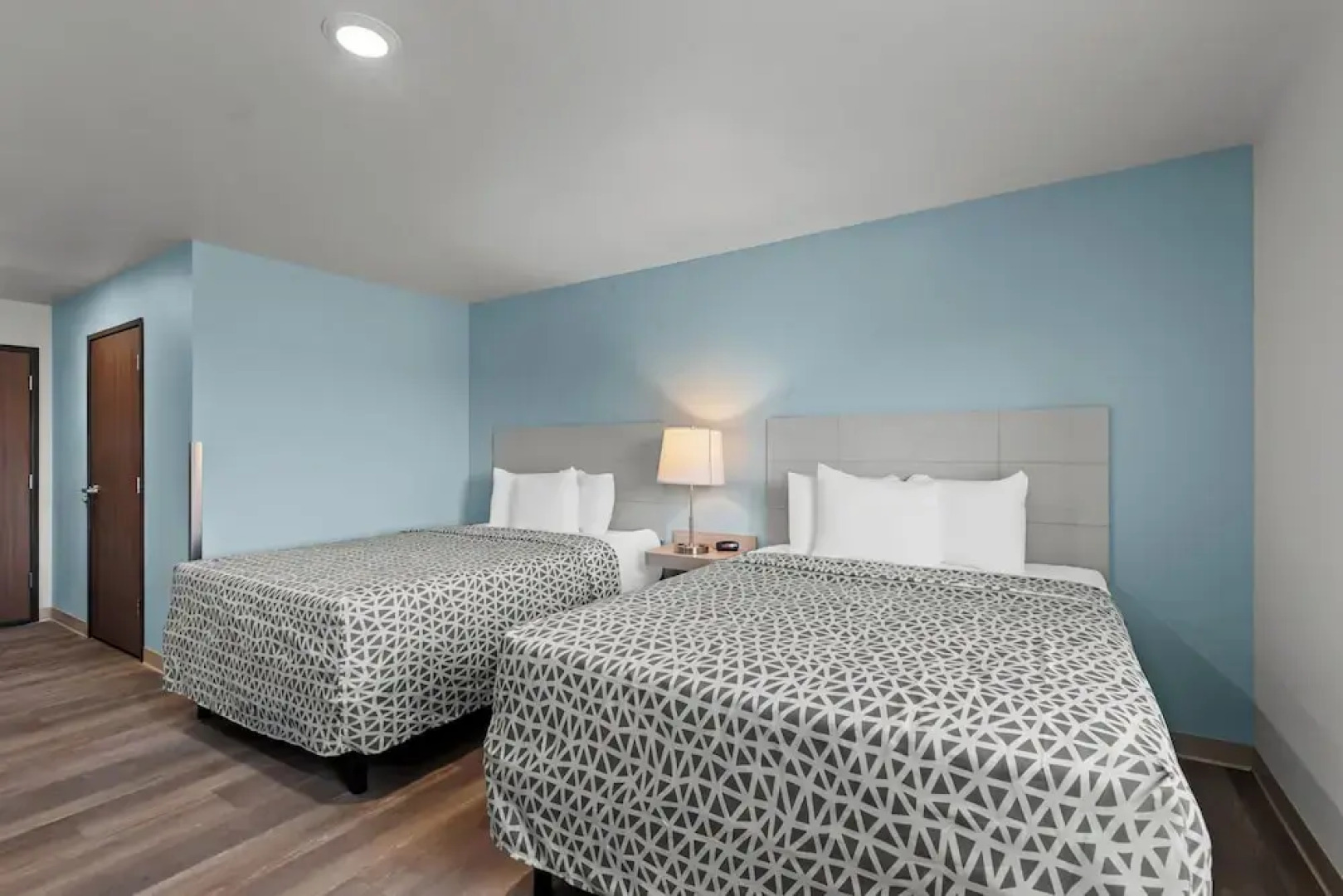 Woodspring Suites Coralville Iowa City