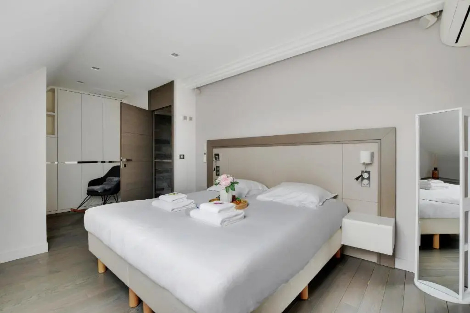 CMG Superbe maison 3BDR w jardin - 25 minutes de Paris