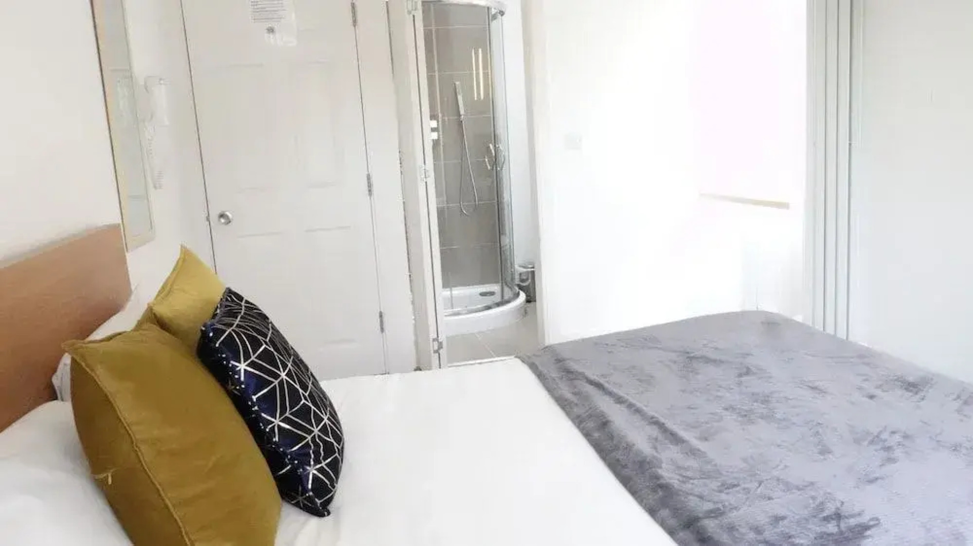 The Great Airport Place