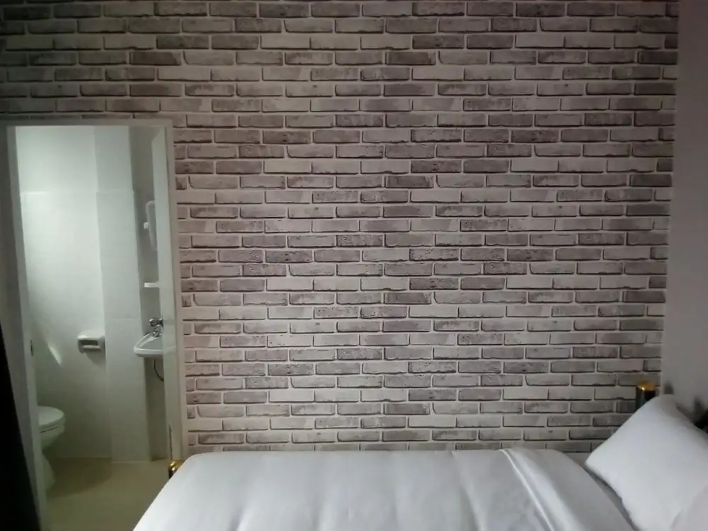 Suratthani Airport Mini Hostel