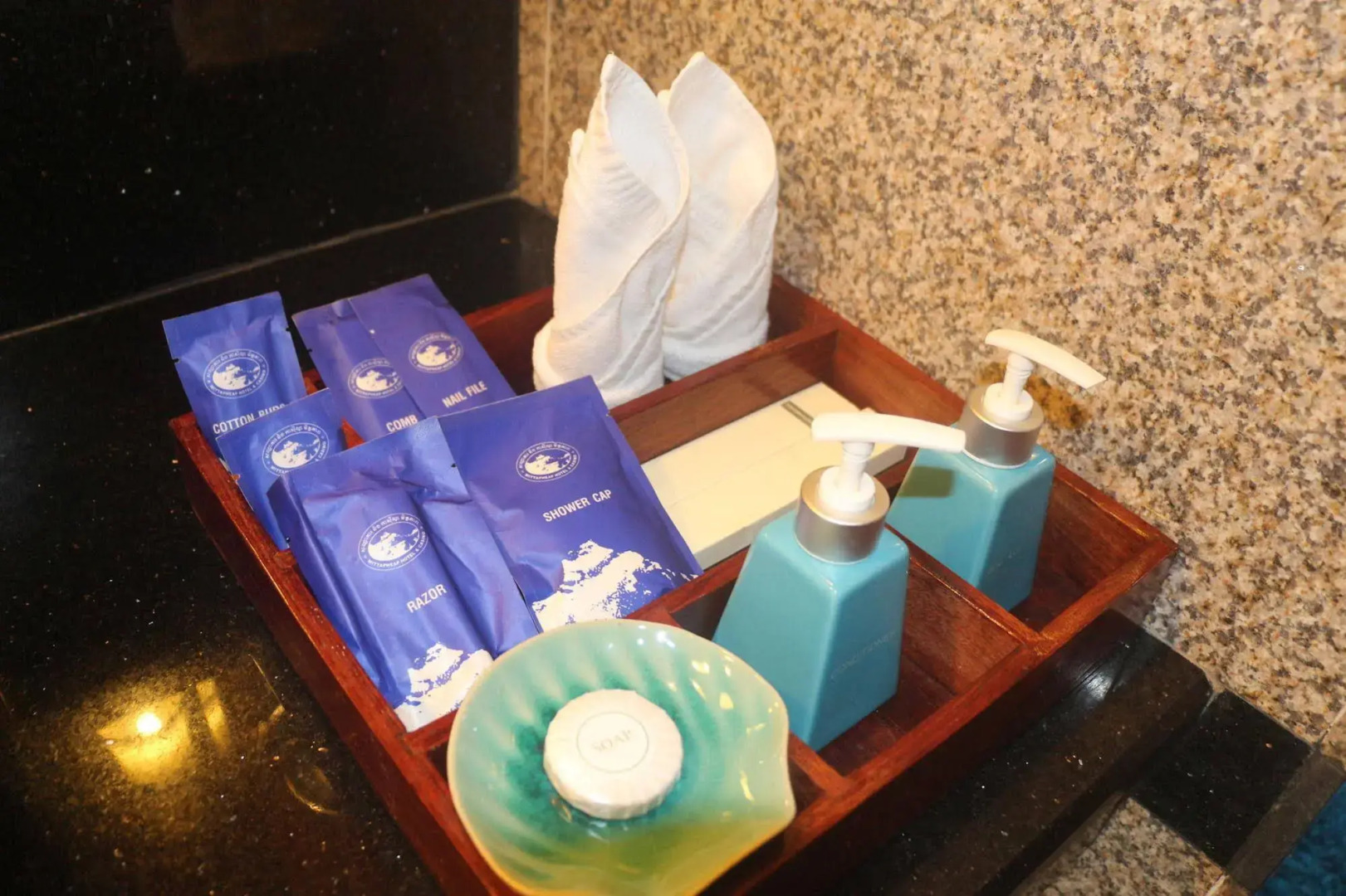 Try Palace Resort & Spa