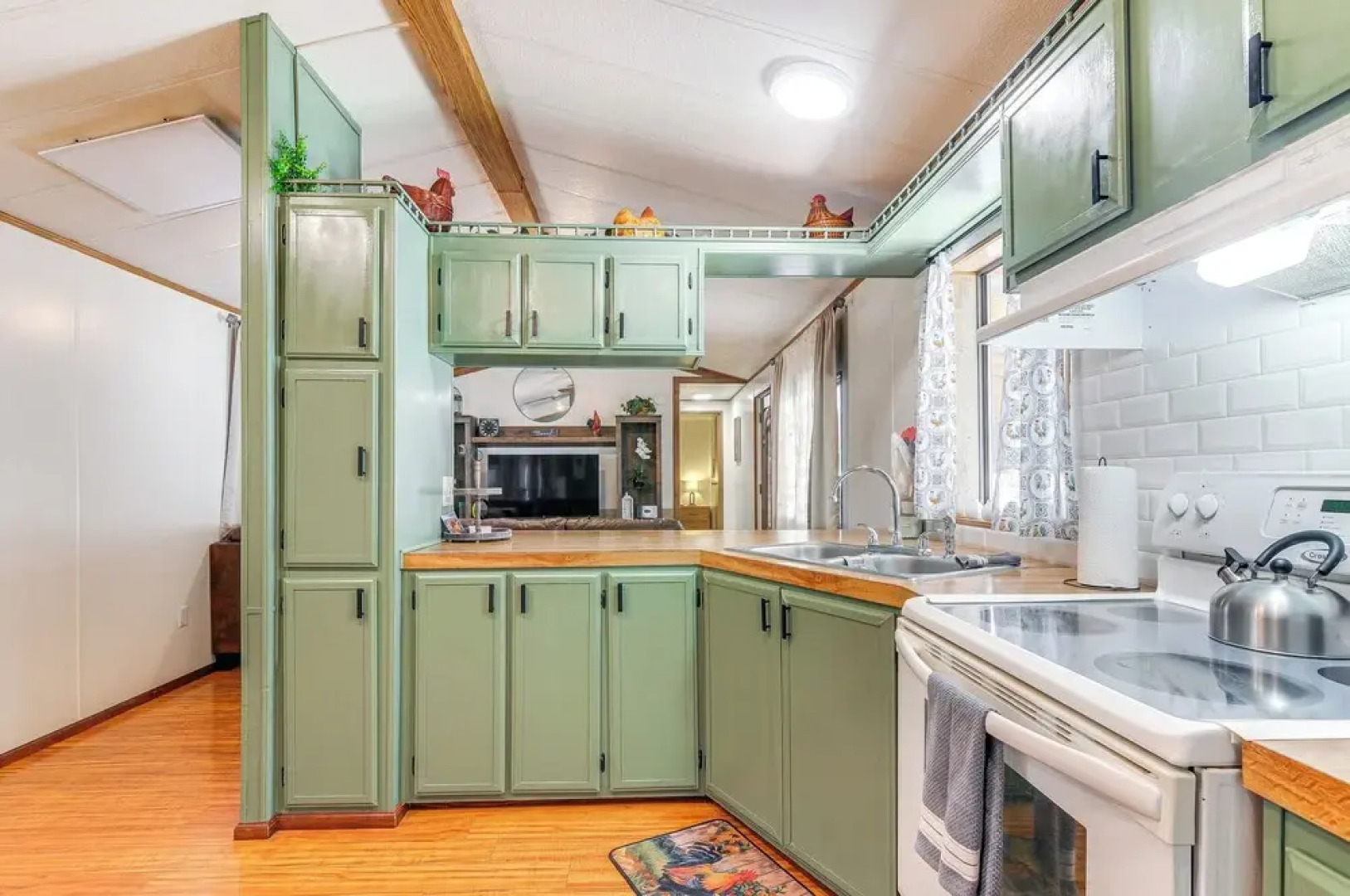 Pet-friendly Page Home ~ 4 Mi to Lake Powell!