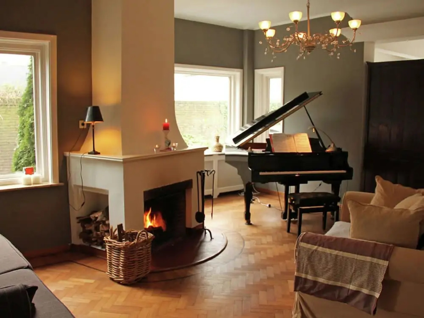 Luxury 12 Person Villa near Golf Course in Helmond