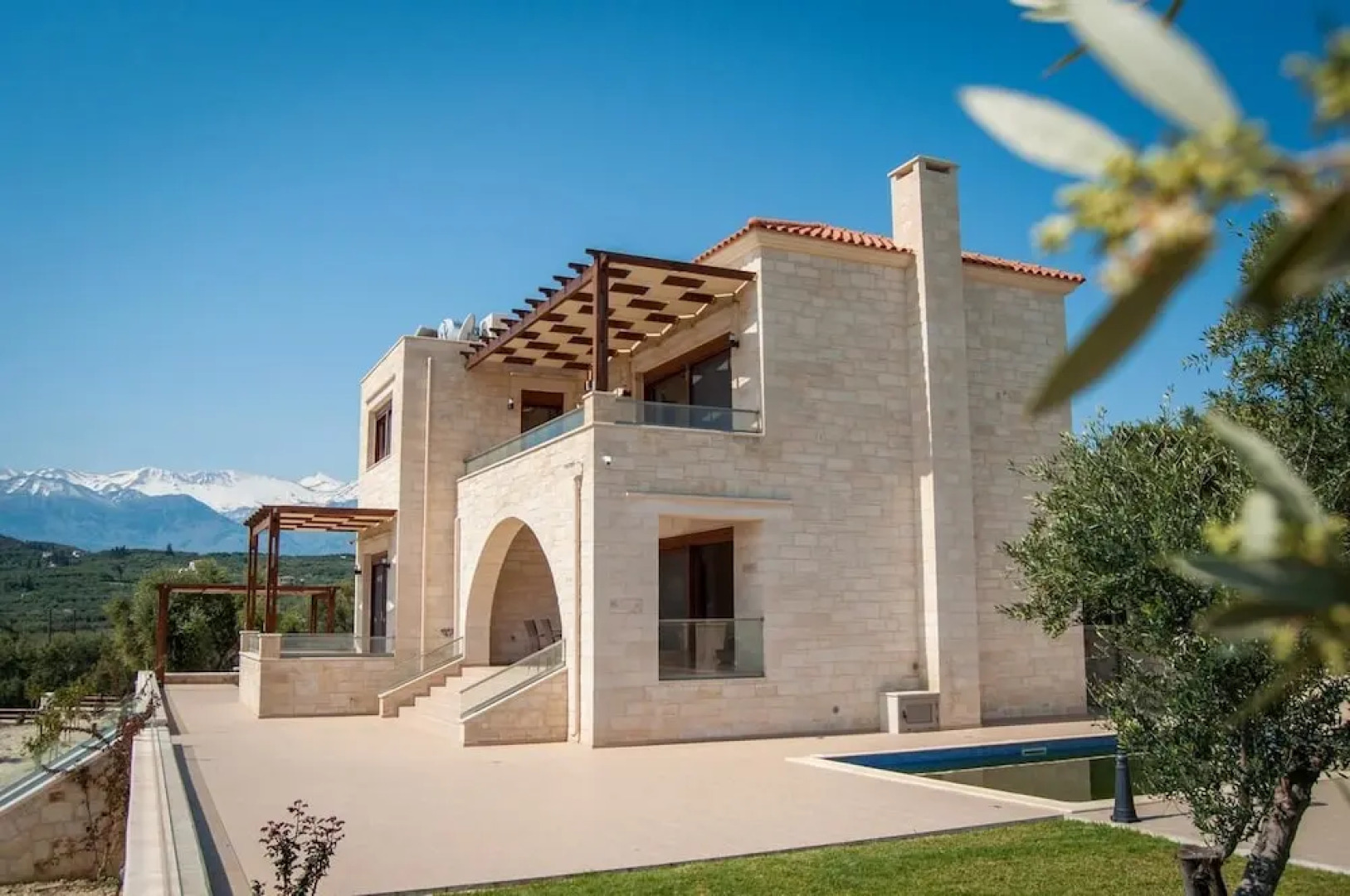Levanta Luxury Stone Villa