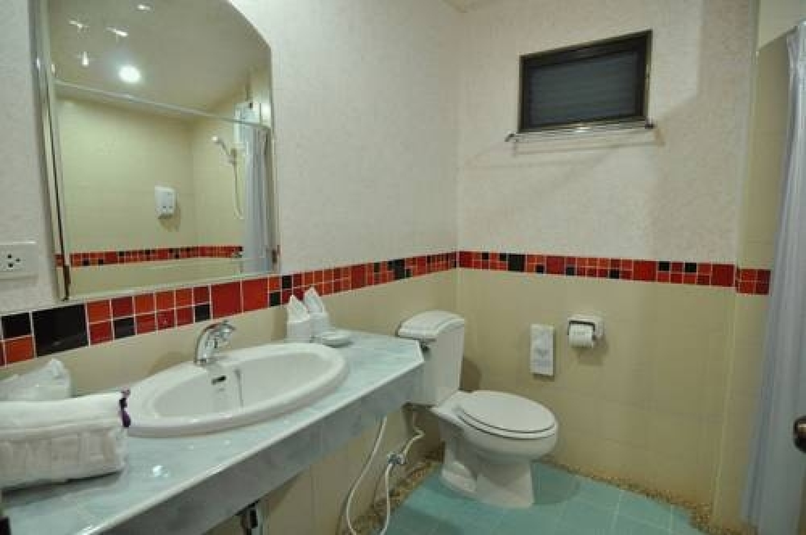 Chalong Villa Resort & Spa