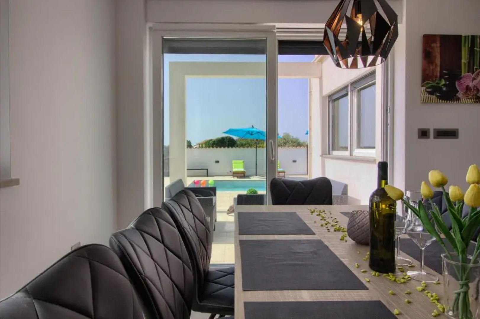 Modern villa Nerina with private pool near Pula