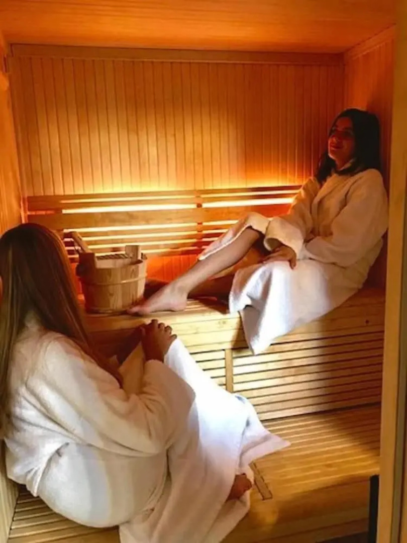 La Maison du Grand Four en Bourgogne, Au coeur de Vignes, Piscine et Sauna