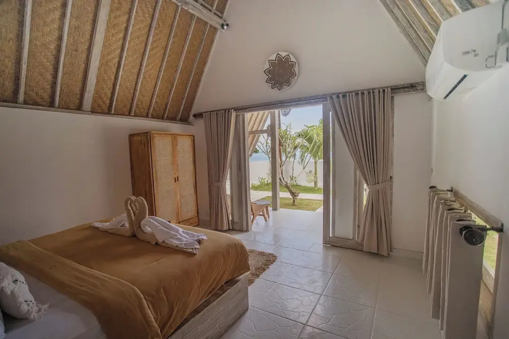 Sunset House Ceningan