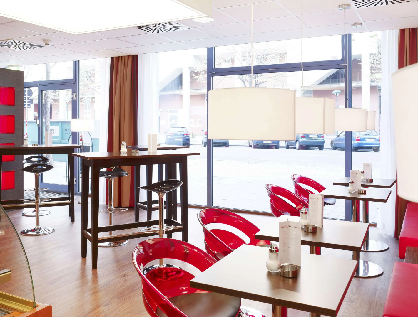 Отель Plaza Inn Amedia Wien