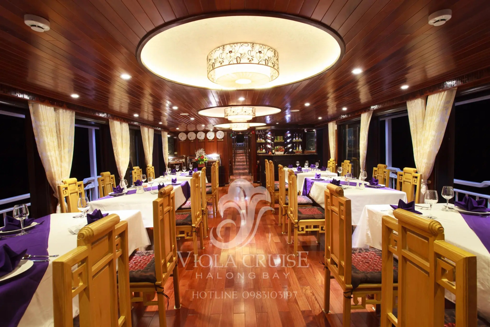 Viola Cruise Halong Bay
