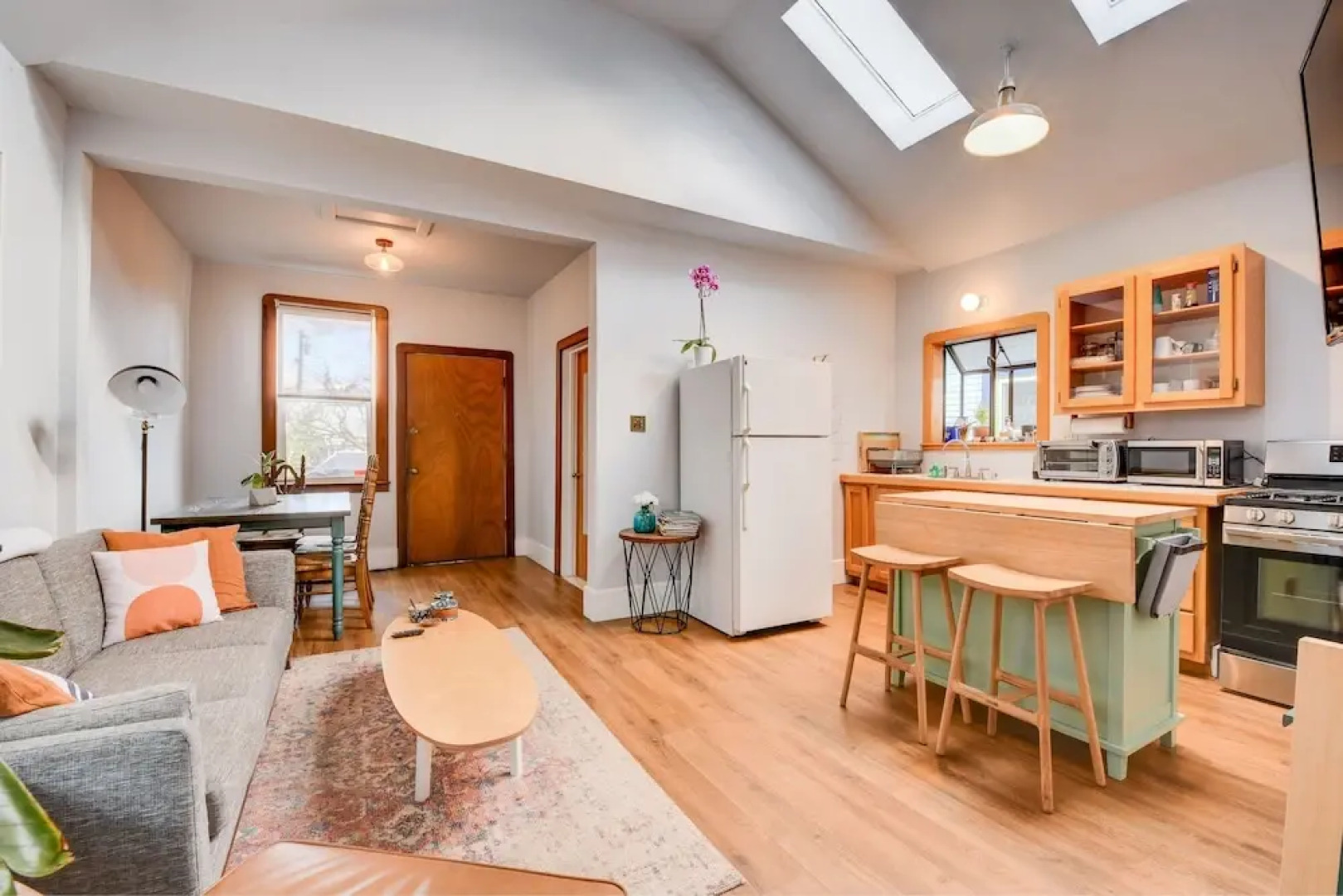 Charming Vintage 2br Apartment In Oakland 2 Bedroom Apts by Redawning