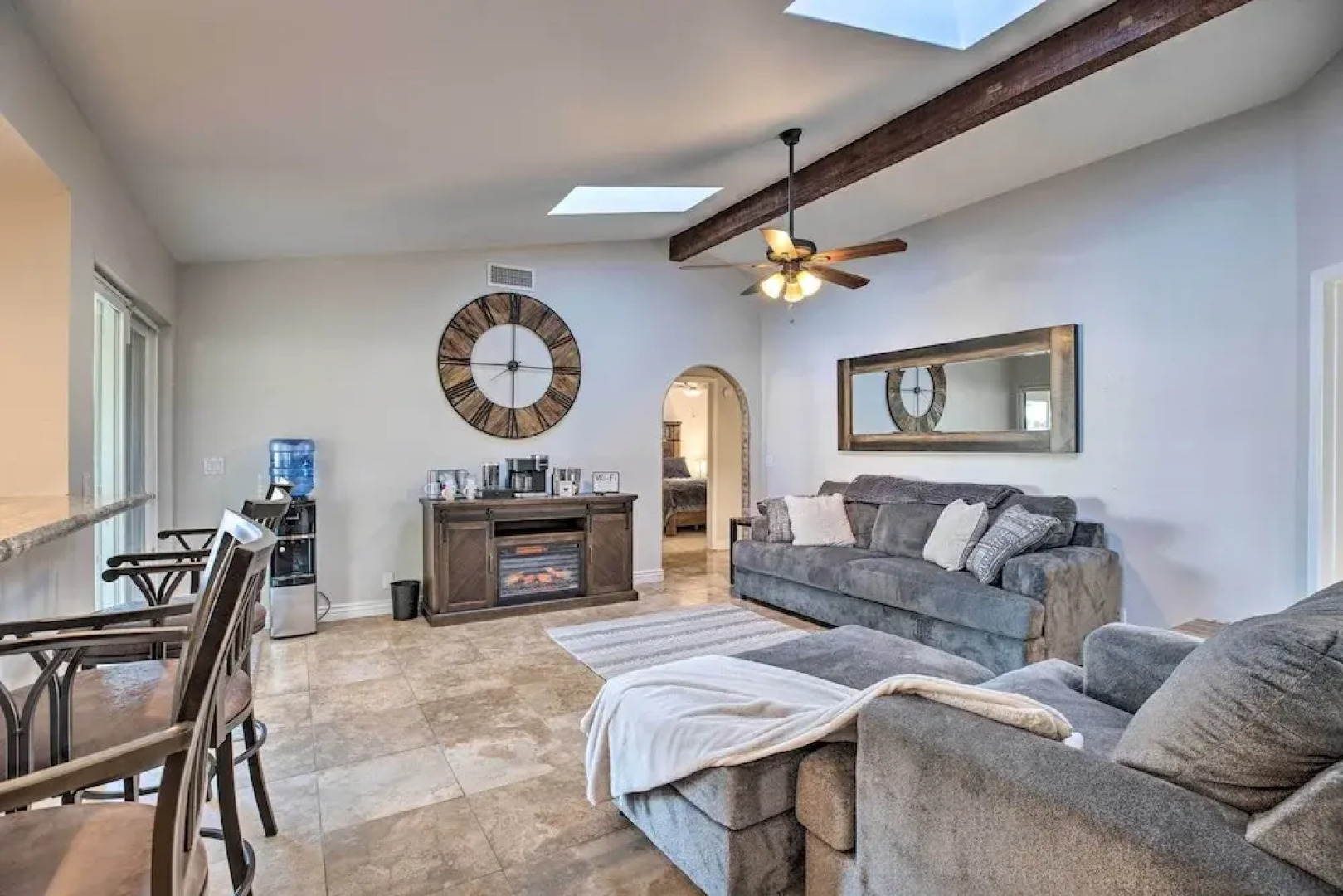 3 Mi to Westgate: Desert Home w/ Hot Tub in Peoria