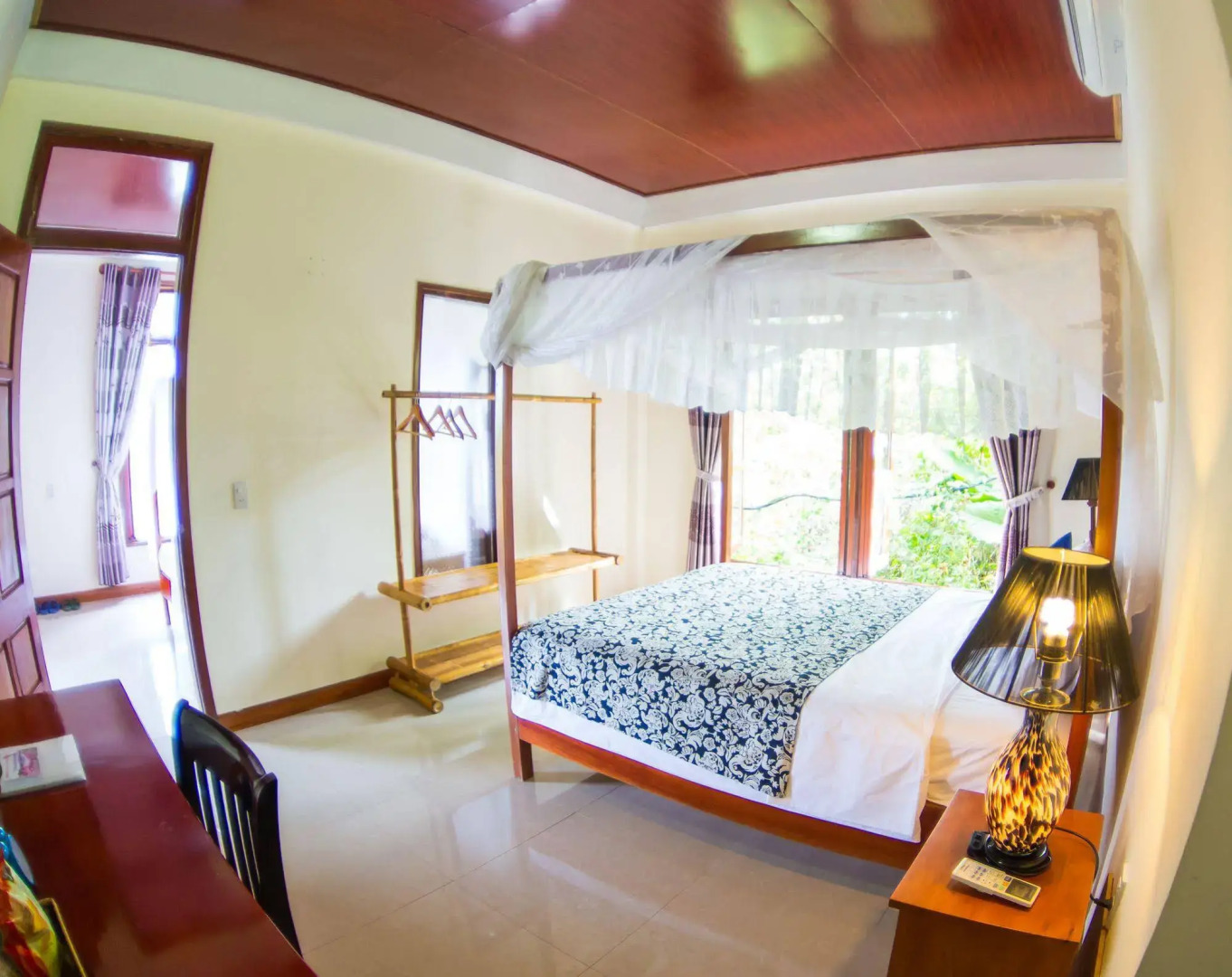 Phong Nha Lake House