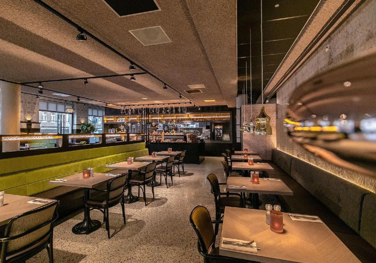 Hotel Roermond Next Door