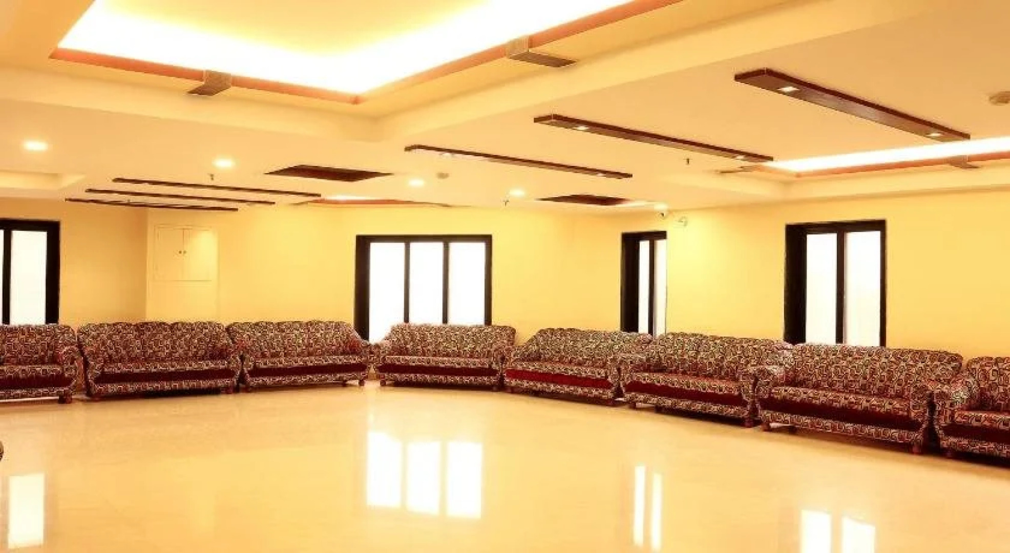 OYO Rooms Jatin Das Park Metro Station