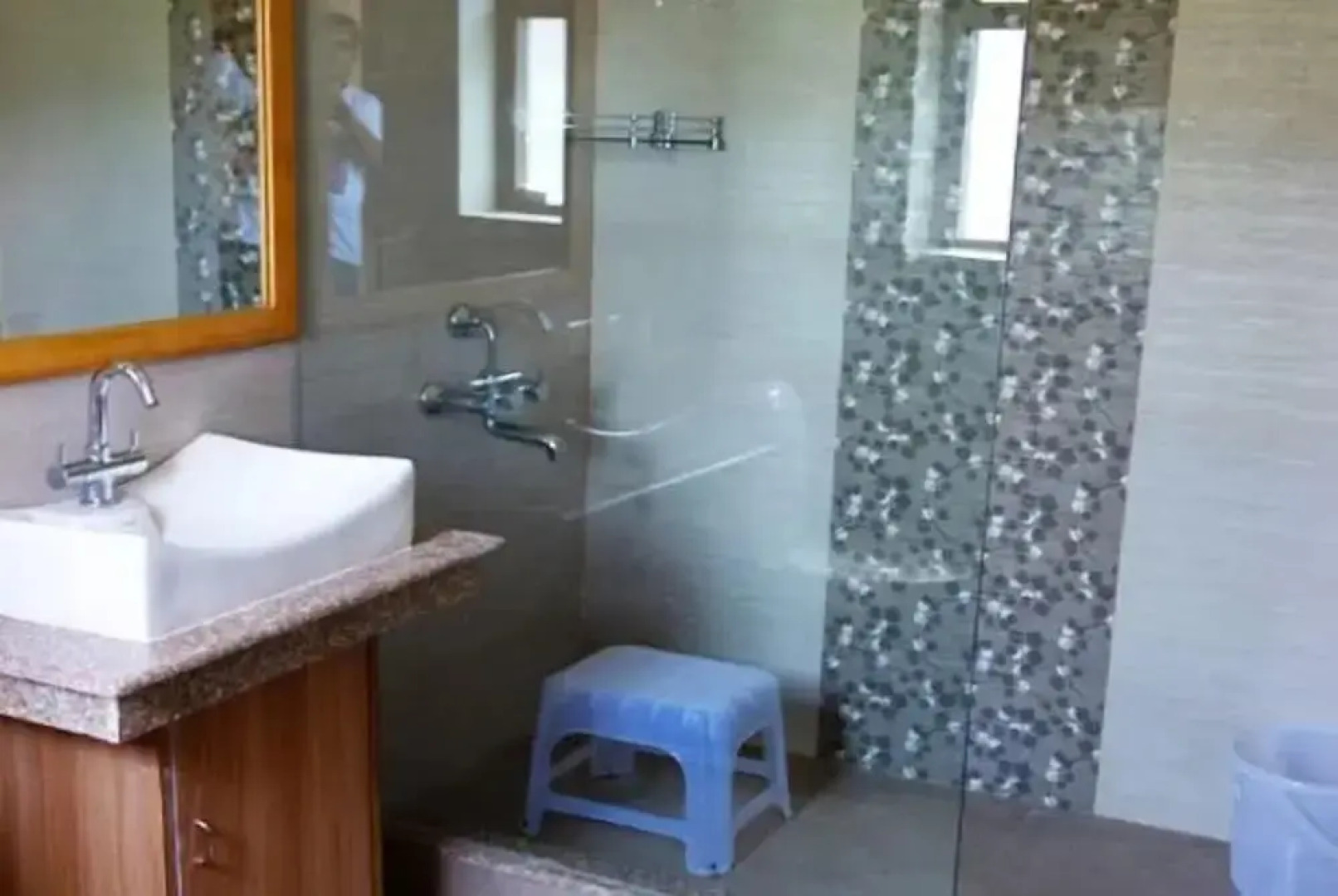 Rhodo Retreat And Resorts