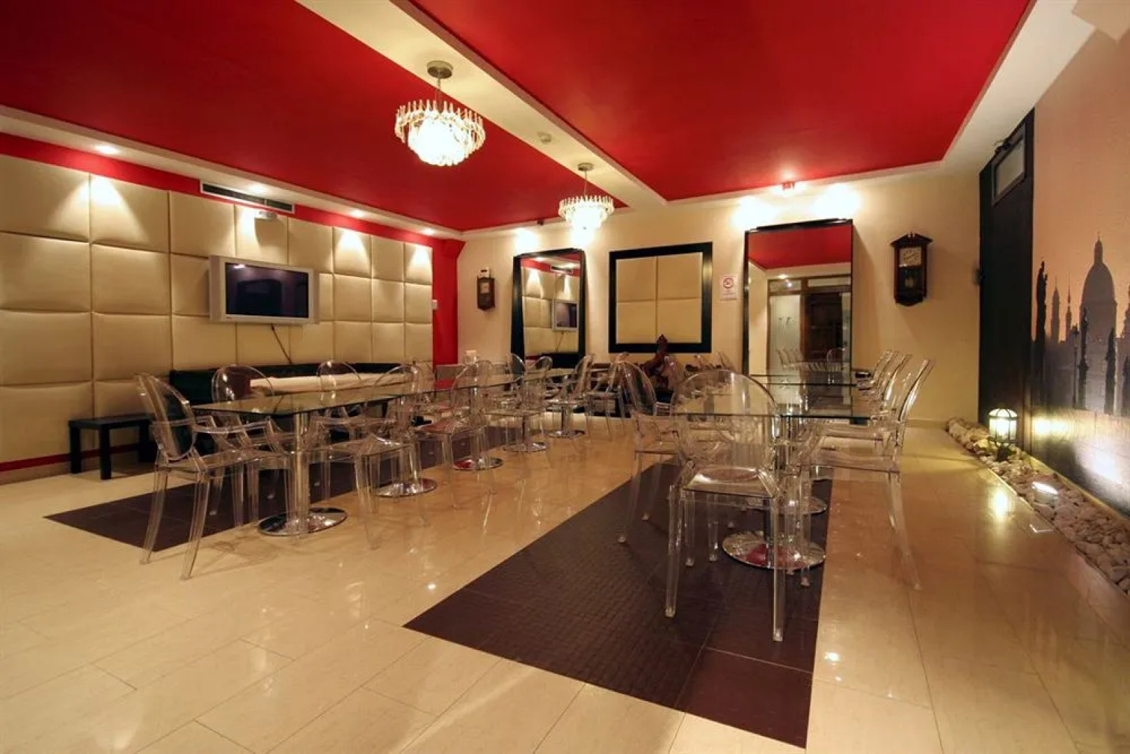 Hotel Asador H.M. Versus