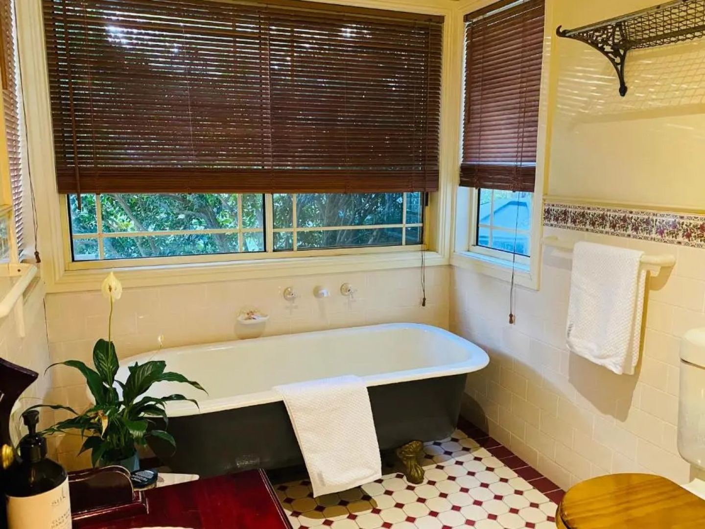 Telegraph Retreat Cottages