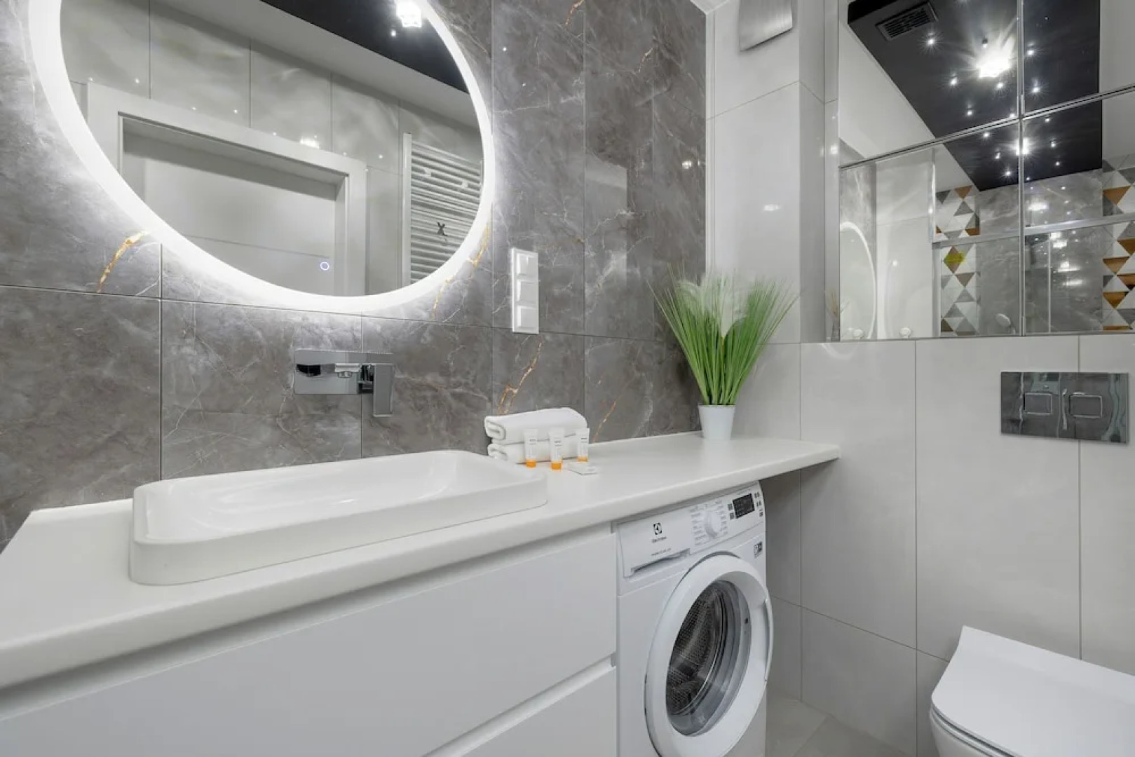 Apartment & Garden by Renters Prestige