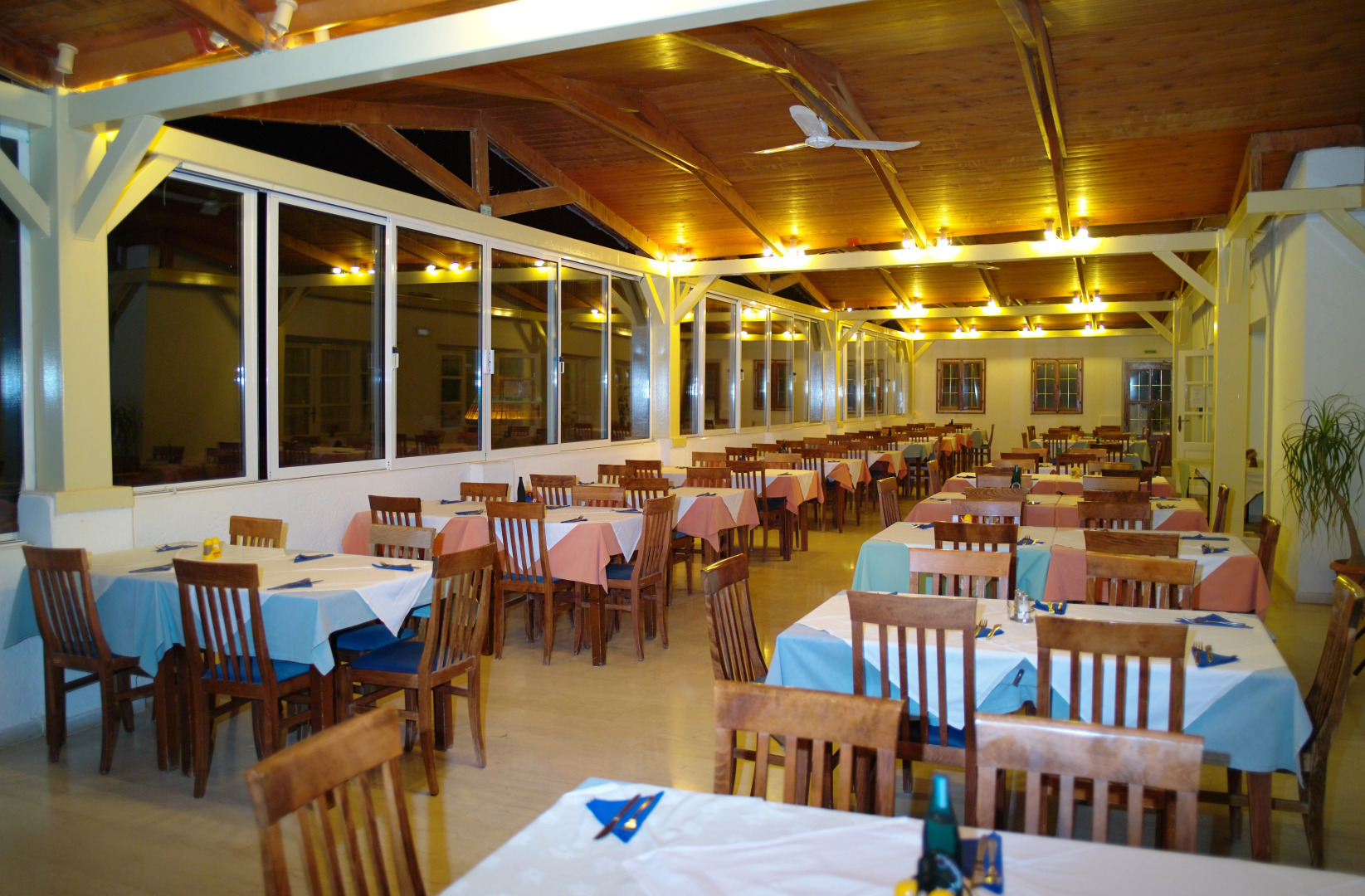 Harmony E Rock Hotel