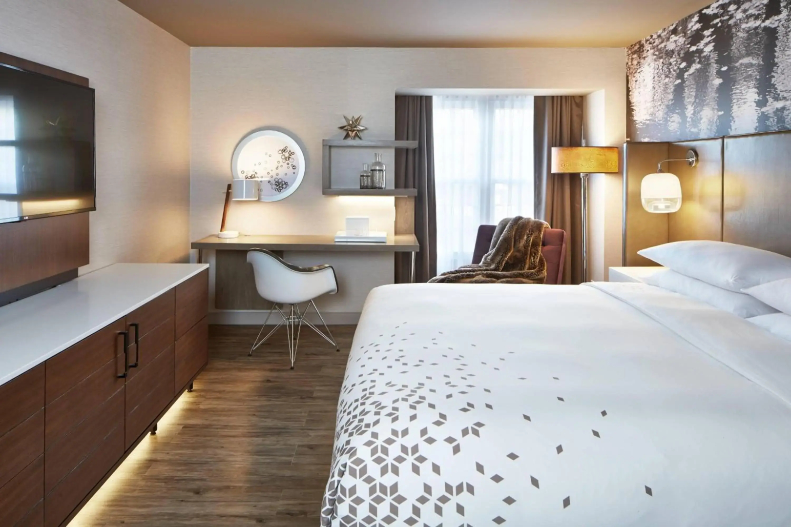 The Del Monte Lodge Renaissance Rochester Hotel & Spa