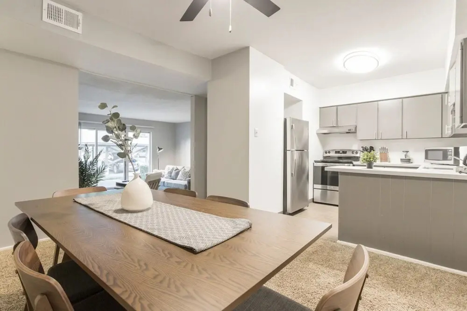 The Relaxing Lakeside Suites