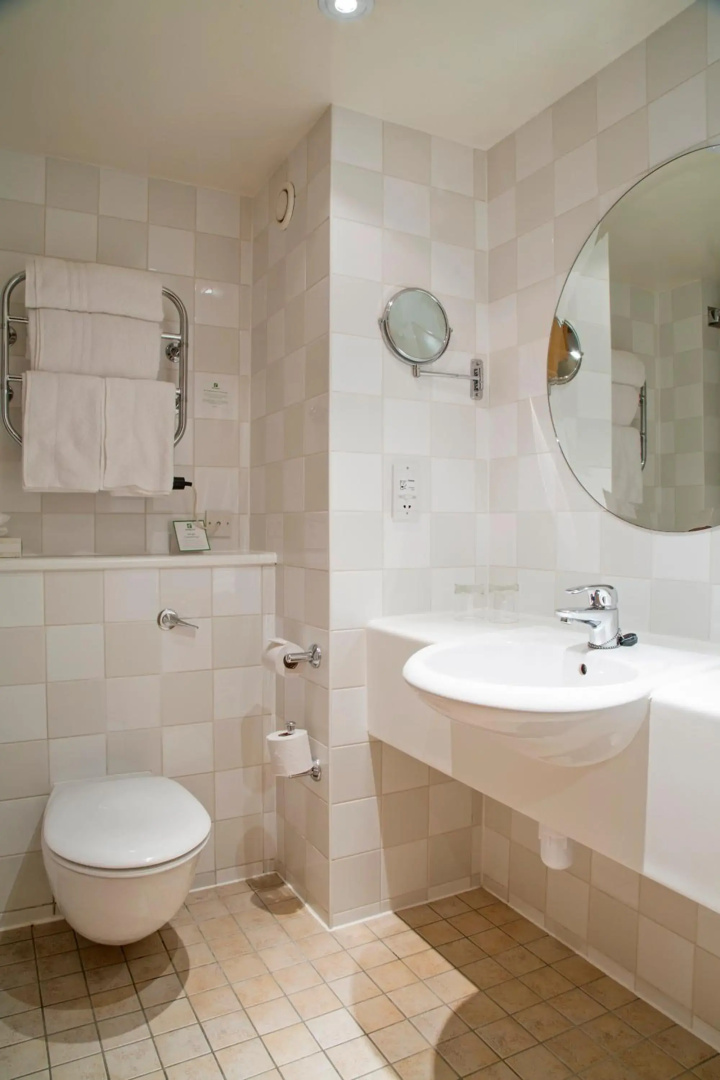 Holiday Inn Guildford by IHG