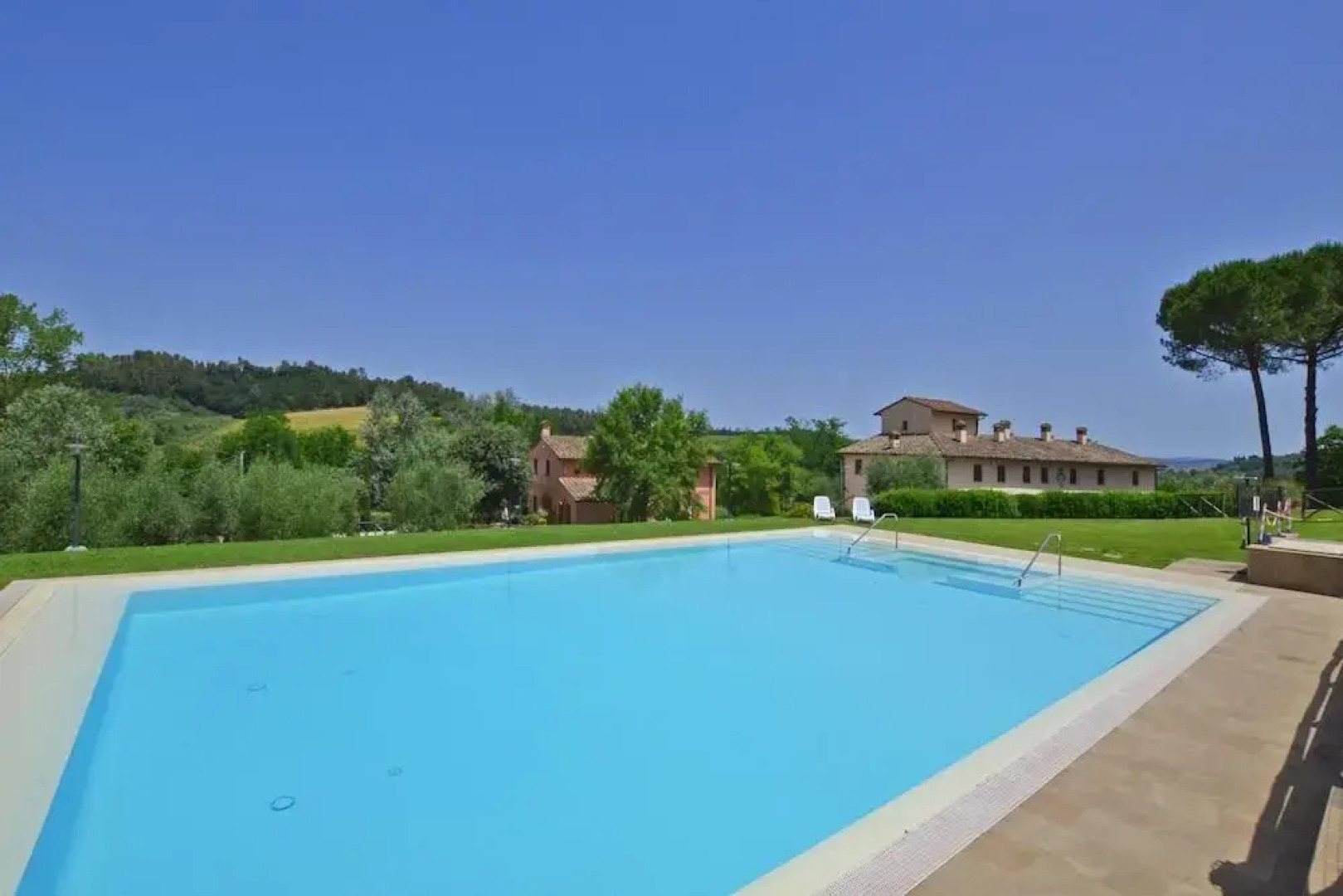 Apartment Castelfiorentino 85 with Outdoor Swimmingpool