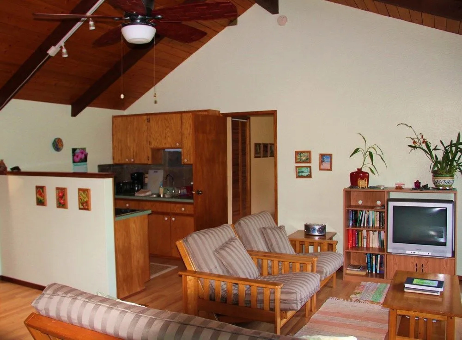 Hale Moana Bed & Breakfast