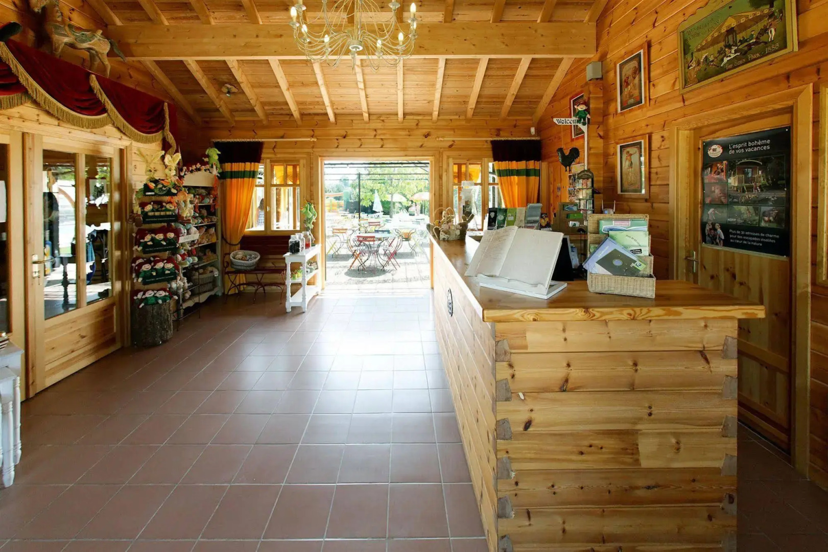 Le Village des Monédières - Slowmoov