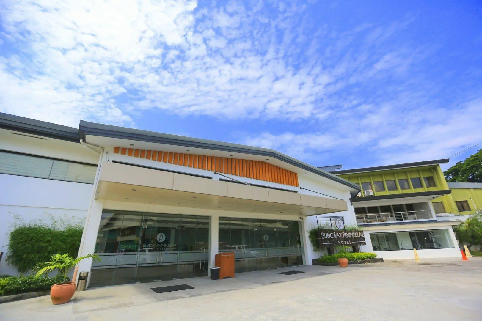 Subic Bay Peninsular Hotel