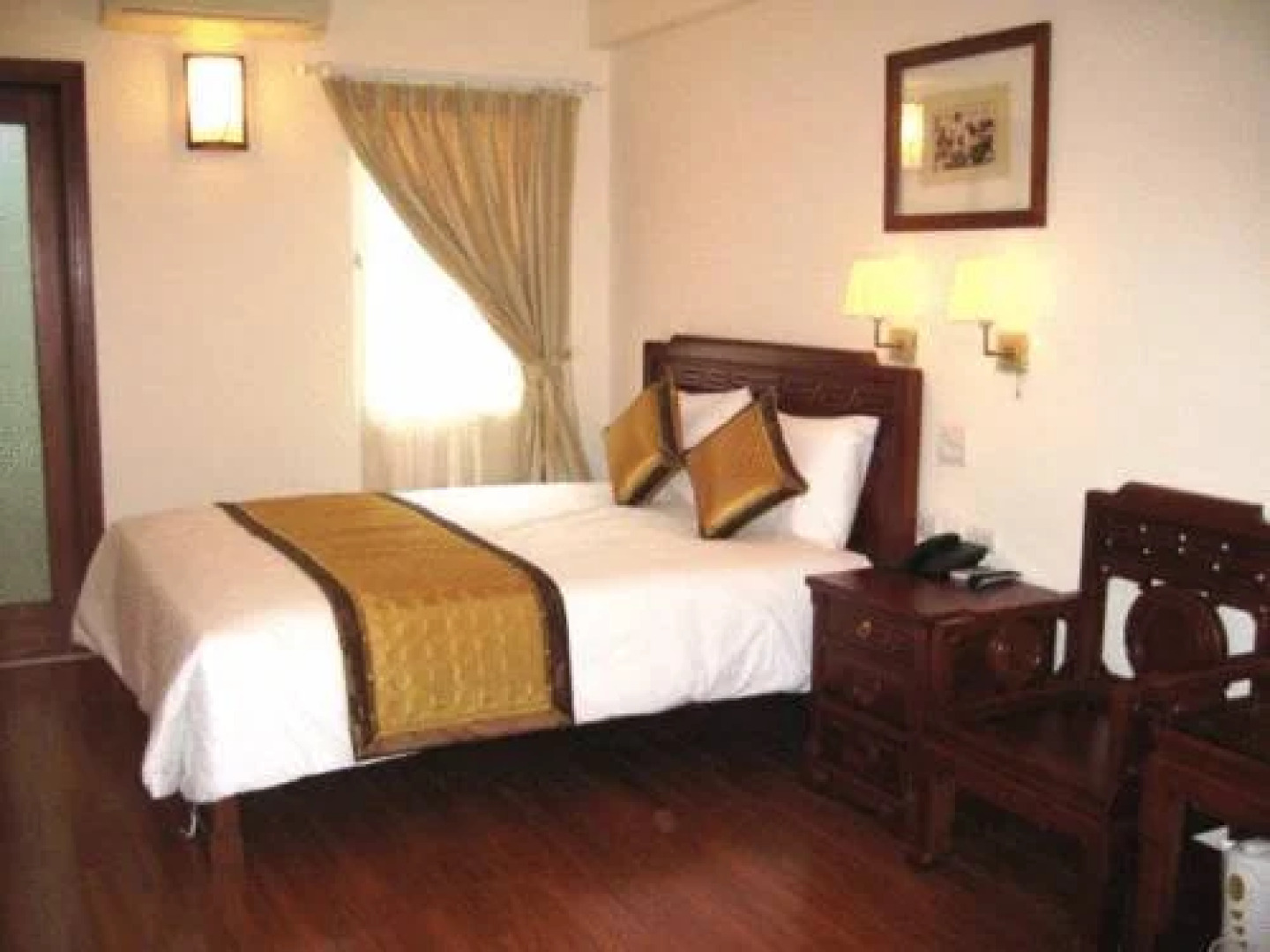 Prince Hanoi - 41 Bat Su