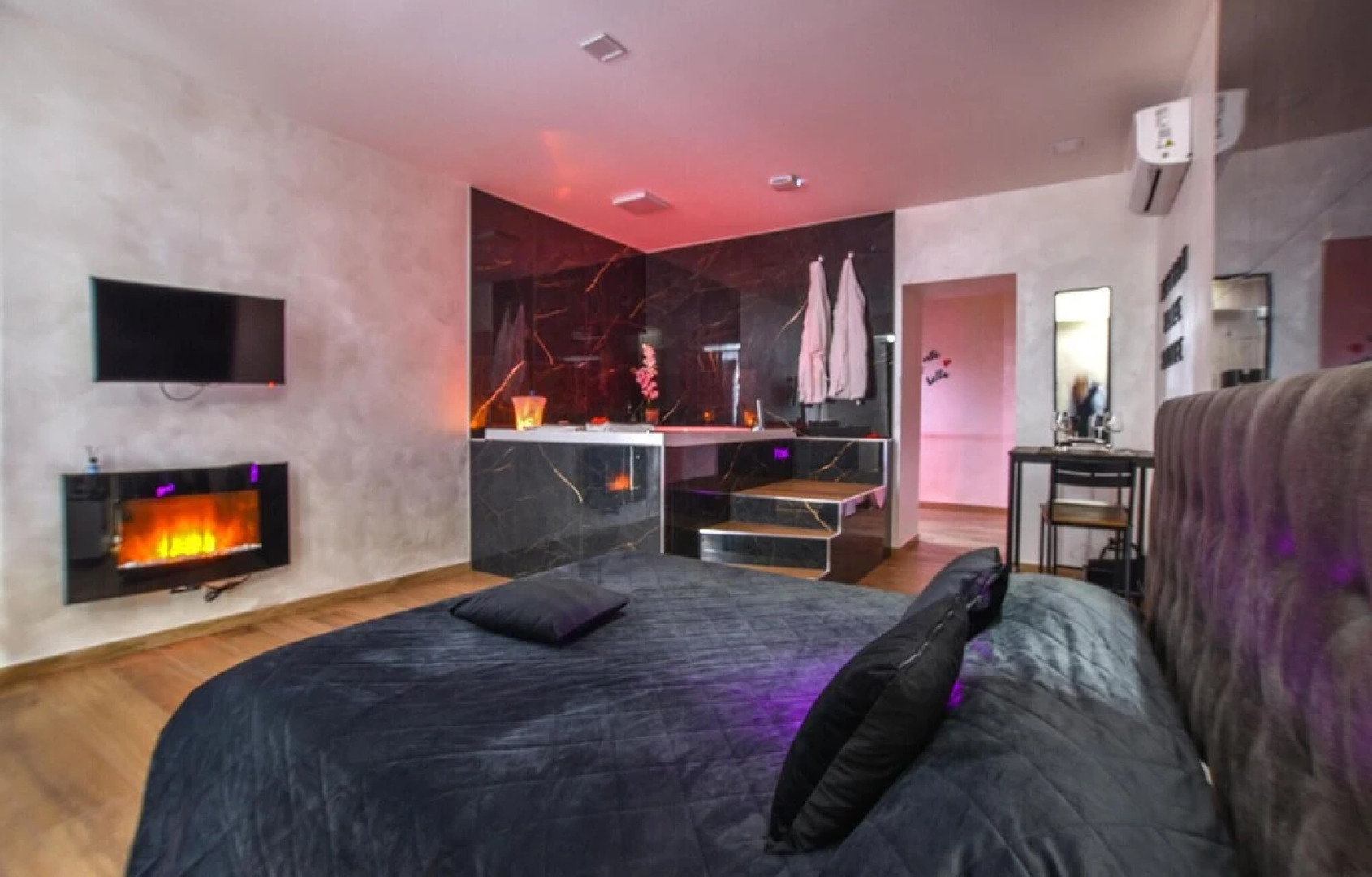 Beautiful Home in Catania With Sauna, Wifi and 1 Bedrooms