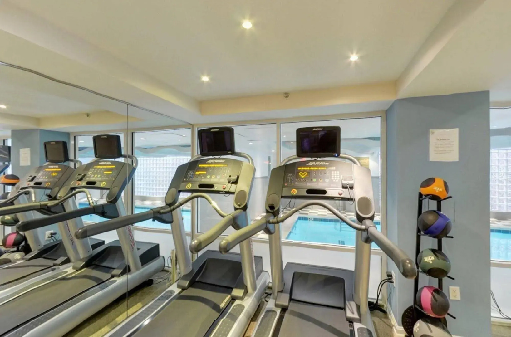 Global Luxury Suites at Dupont Circle