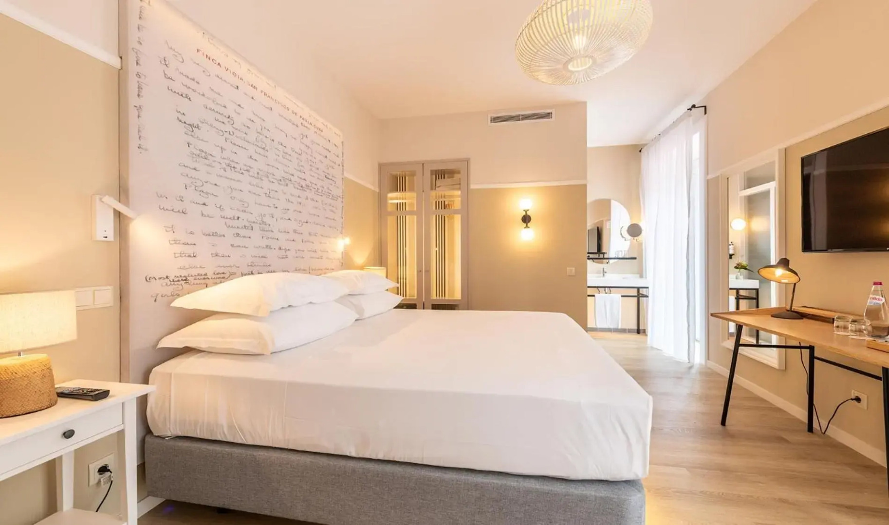 Pestana Fisherman Village