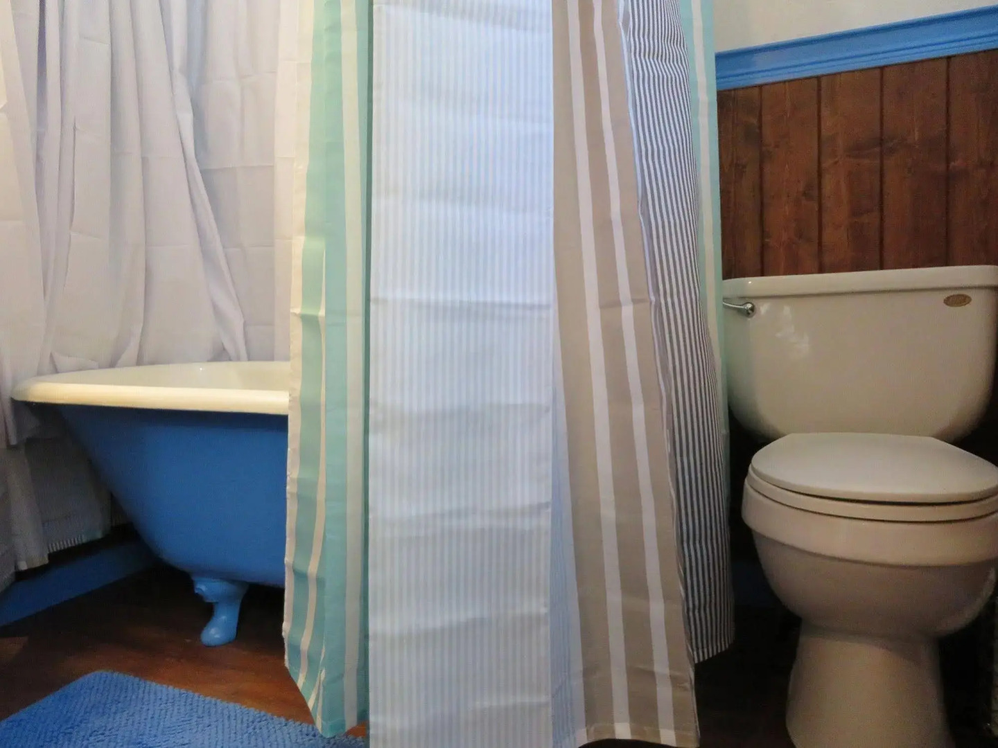 House in the Pines Hostel